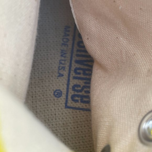 NEVER WORN Vintage Converse All-Stars Hi top in box, Yellow main image 5